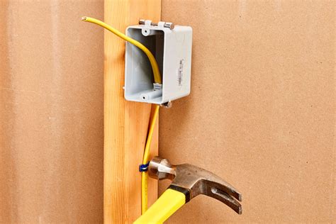 how to use romex wiring